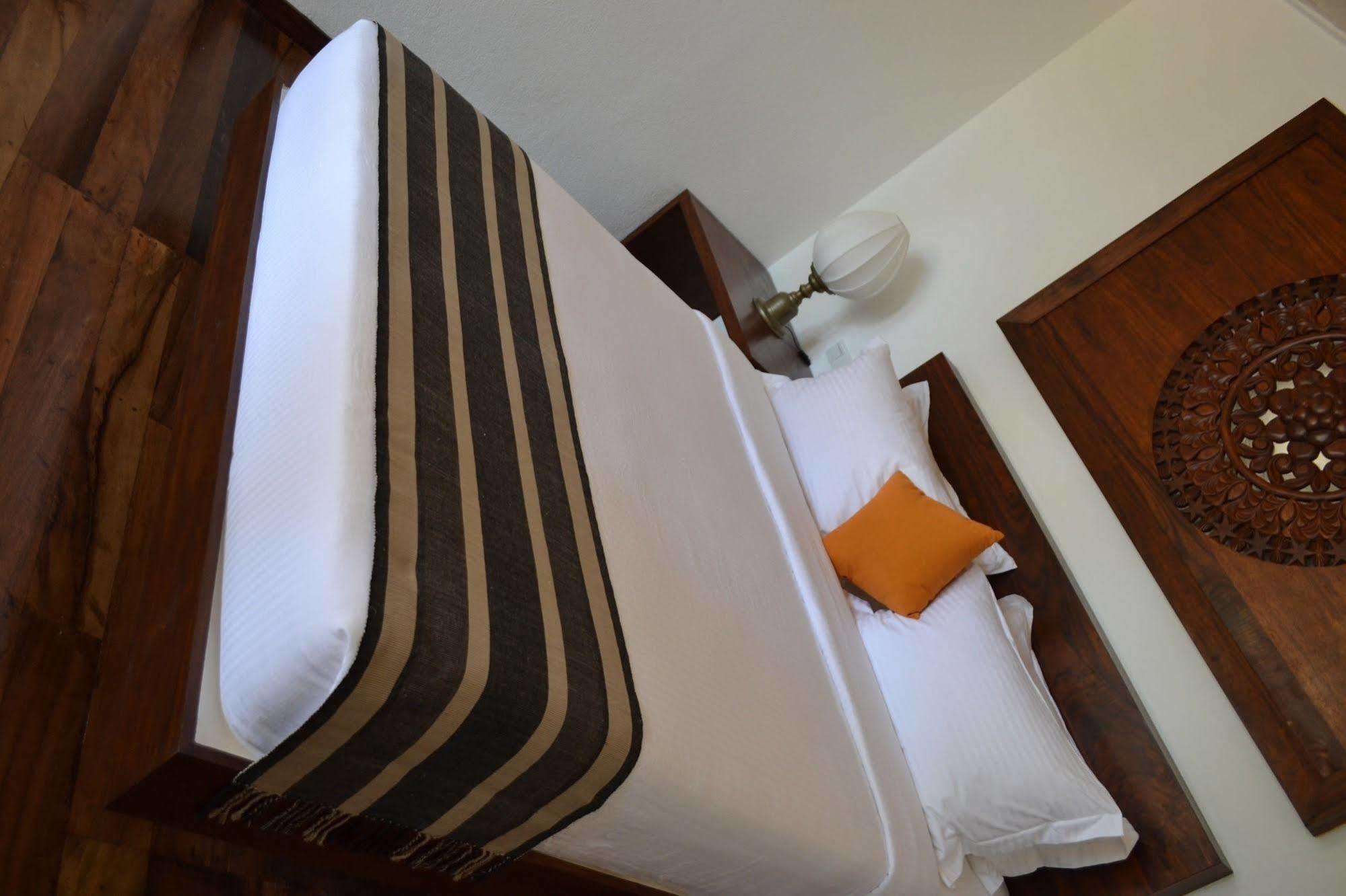 Hotel Aga Surf View Tangalle Zewnętrze zdjęcie